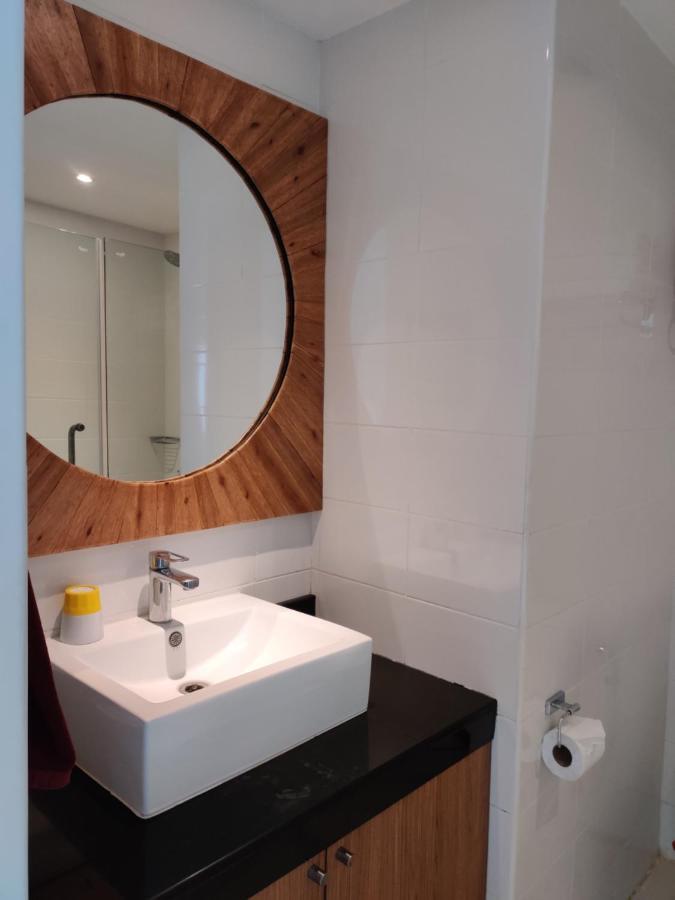 Check In Saladaeng (Adults Only) Hotel Bangkok Ngoại thất bức ảnh