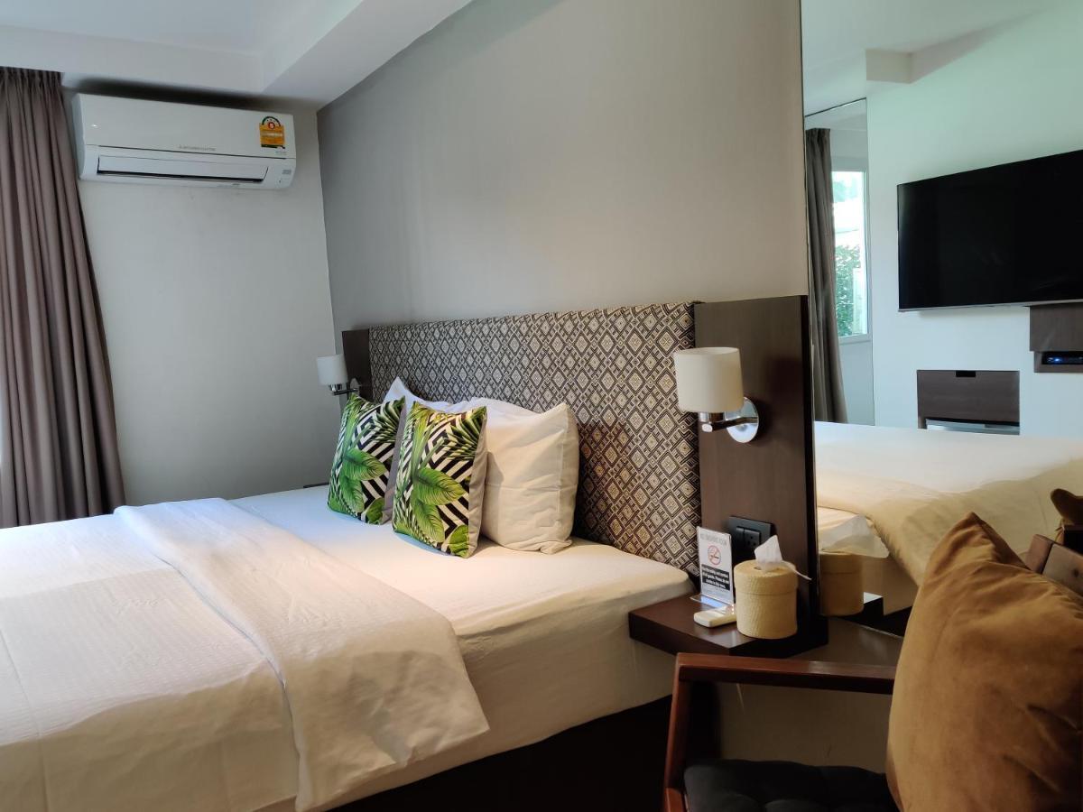 Check In Saladaeng (Adults Only) Hotel Bangkok Ngoại thất bức ảnh